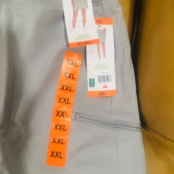 Orvis Other - Women’s NWT Orvis textured lightweight, active skort, grey size xxl